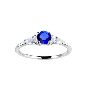 Sterling Silver Size 6. New. Sparkling. Elegant.